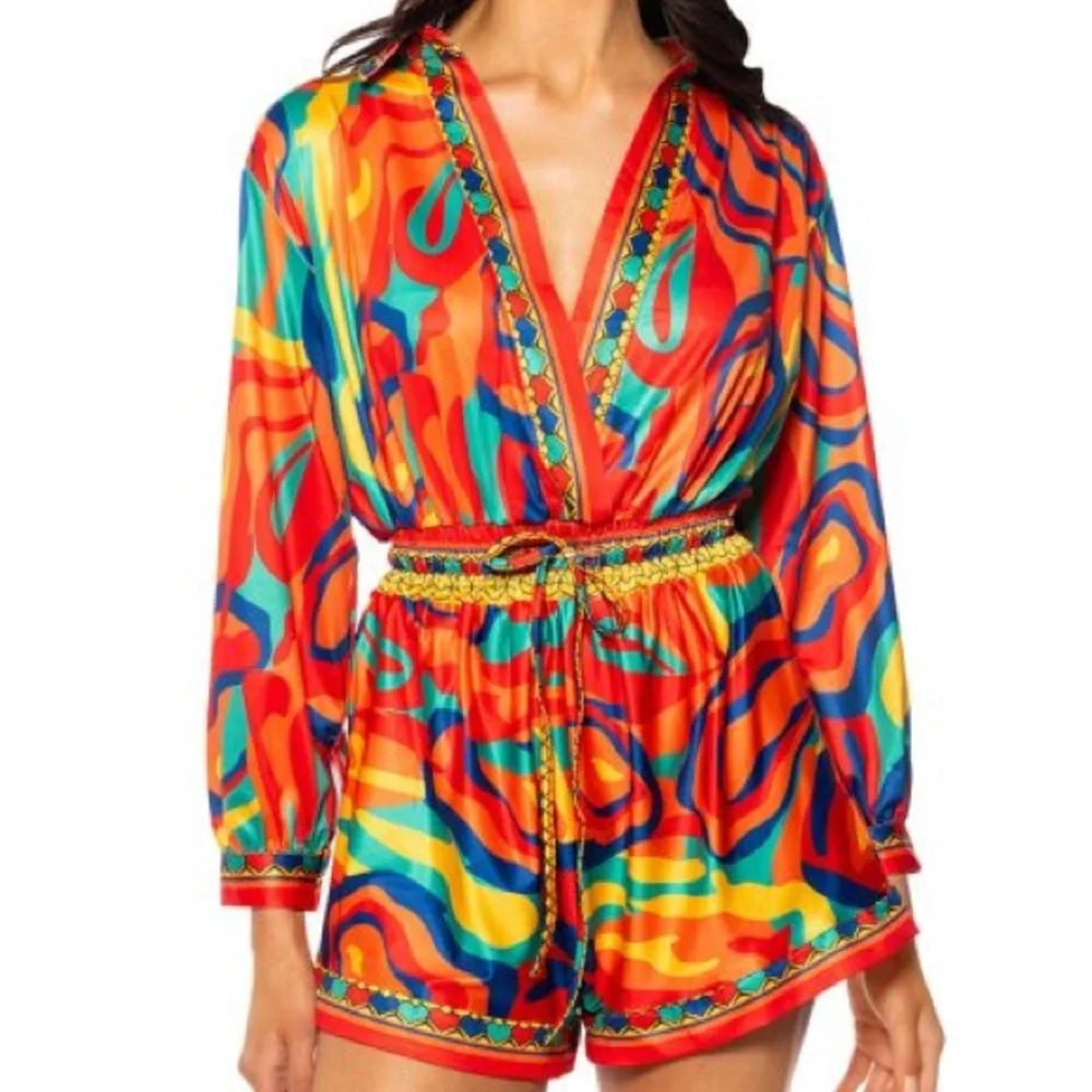 Abstract Romper✨ - Picture 1 of 3